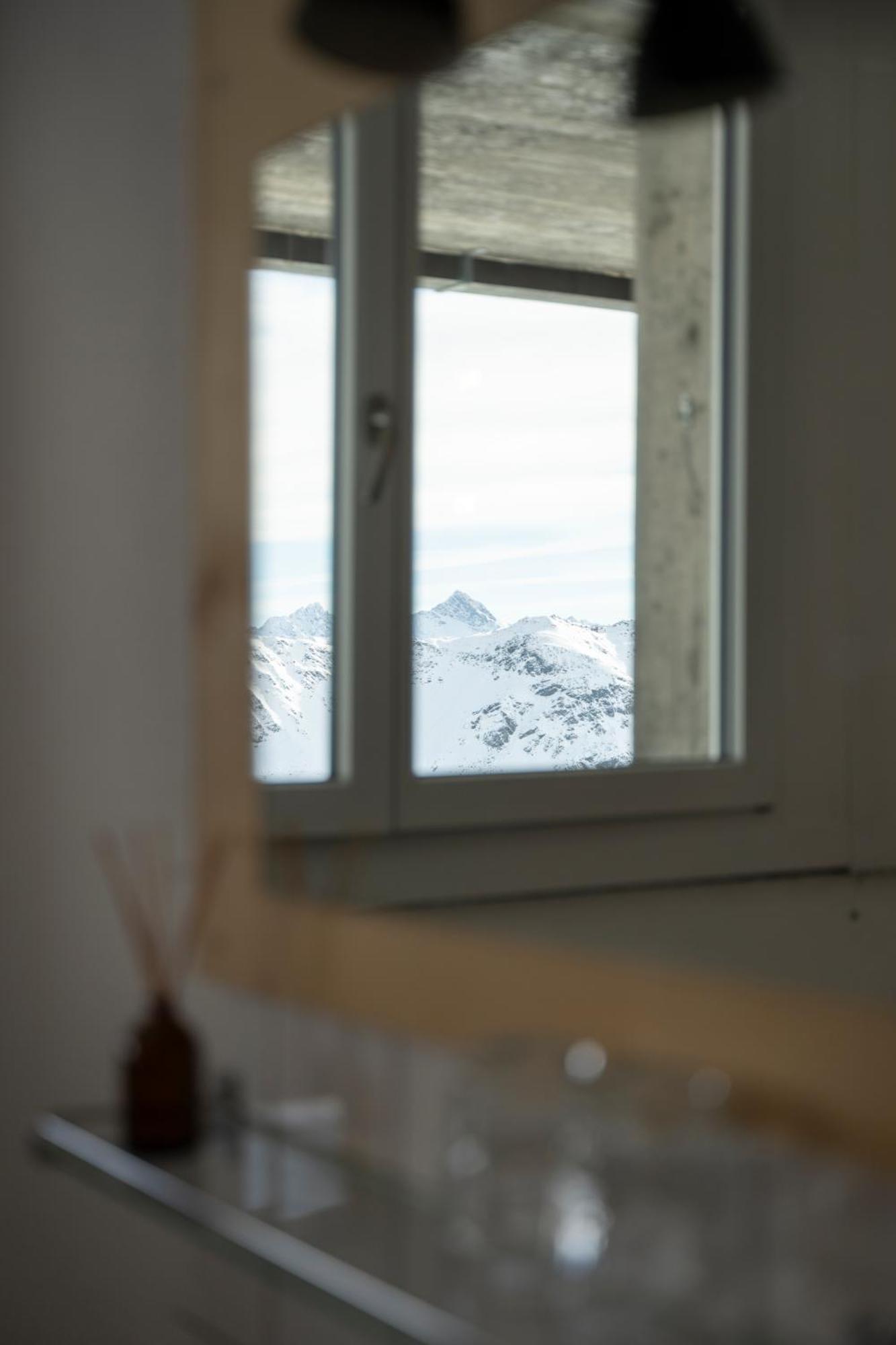 Berghotel Pischa Mountain Lodge 达沃斯 外观 照片