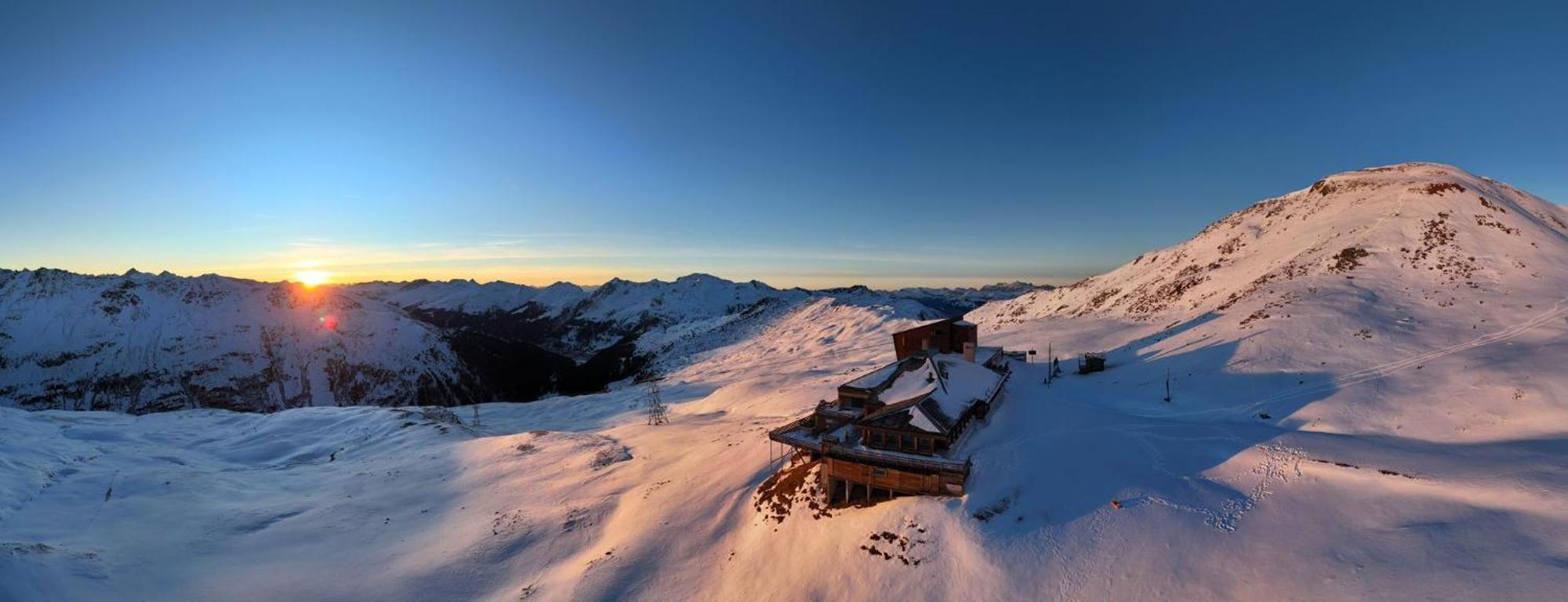 Berghotel Pischa Mountain Lodge 达沃斯 外观 照片